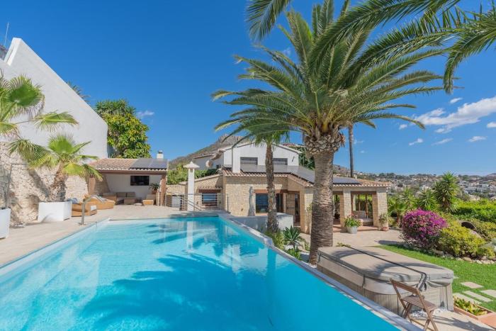 Seafront luxury Villa Jardin de Ifach