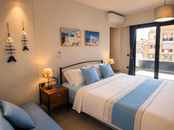 Athena Luxury Duplex-2BR 2Baths At the foot of the Acroplis and Parking available