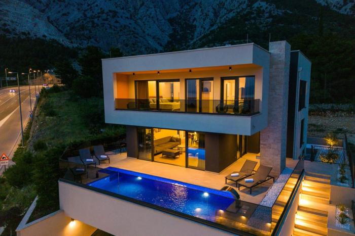 Luxury Villa Sirius