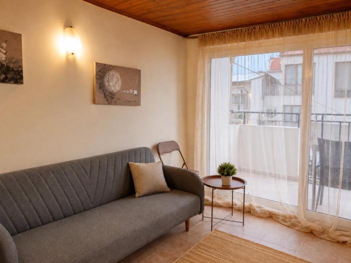 Top Floor Apartment with Balcony Sveti Vlas