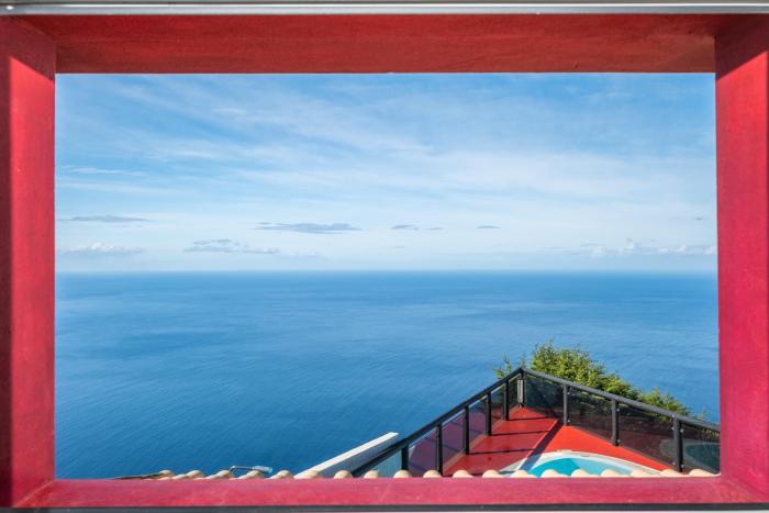 Ocean Panorama House by Homie