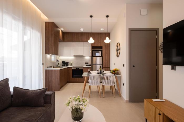 Electric Blue Residence - Modern Stay in Chania