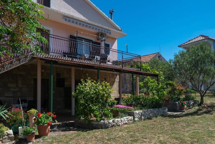 Apartments Saric