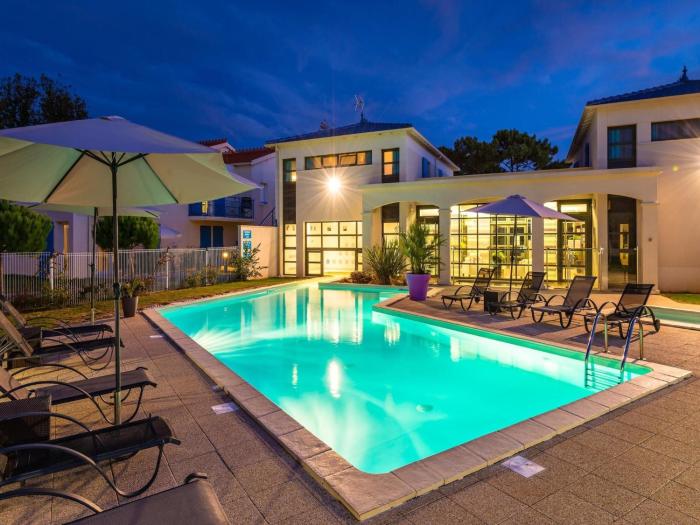 Les Carrelets 3 BEDROOM SPLIT-LEVEL APT