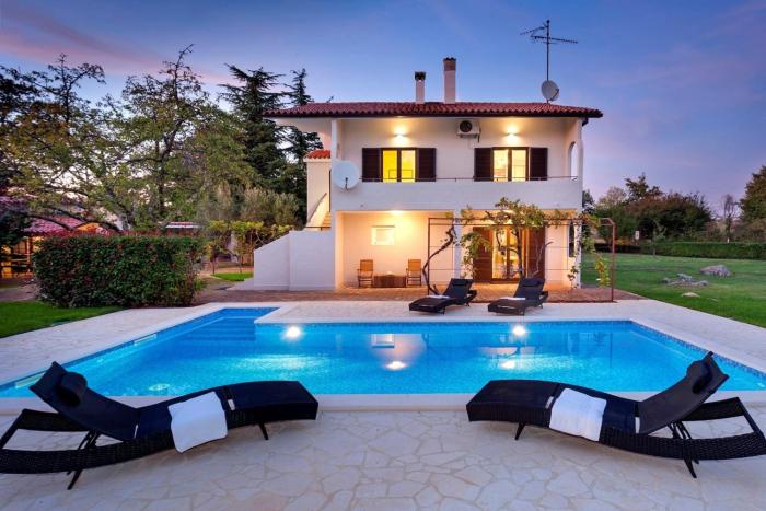 Apartments with swimming pool Kosinozici, Porec - 26930