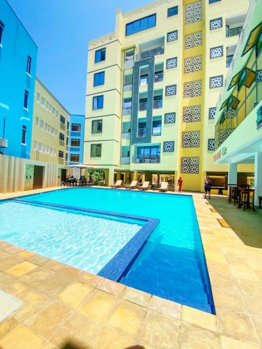 Coral Sands Luxury Apartments F42 E22