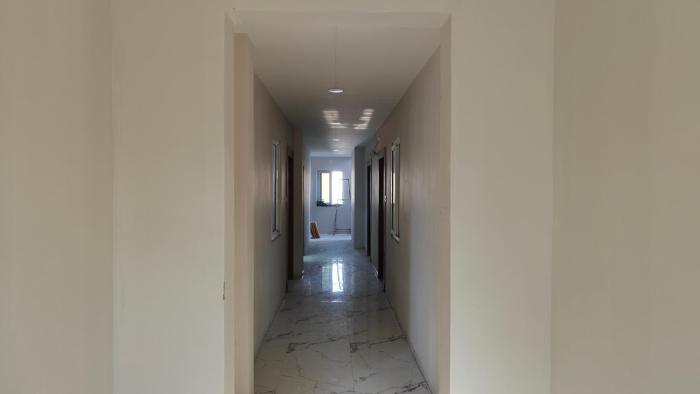 La Nest Mens PG & Hostel