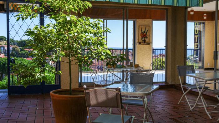 Hôtel AMBEILLE Vue Mer