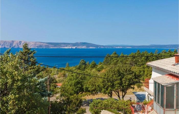Cozy Apartment In Klenovica With House Sea View