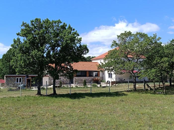 MORLAK - Guest House - Restaurant - Gated parking