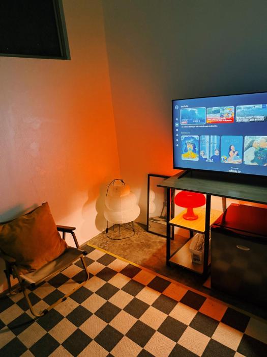Artist Tiny Home Near Surf Town Fast WiFi Netflix Pet Friendly