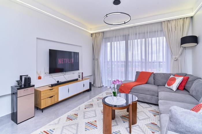 Comfort 1BR Lavington Behind Junction Mall - Fast WiFi, Pool & Gym