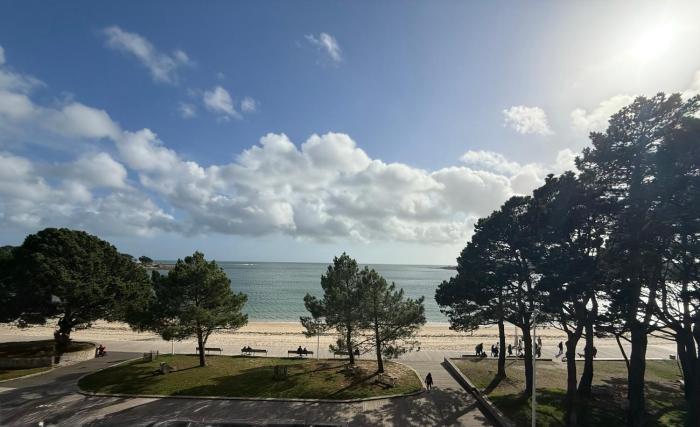 Duplex neuf en front de mer