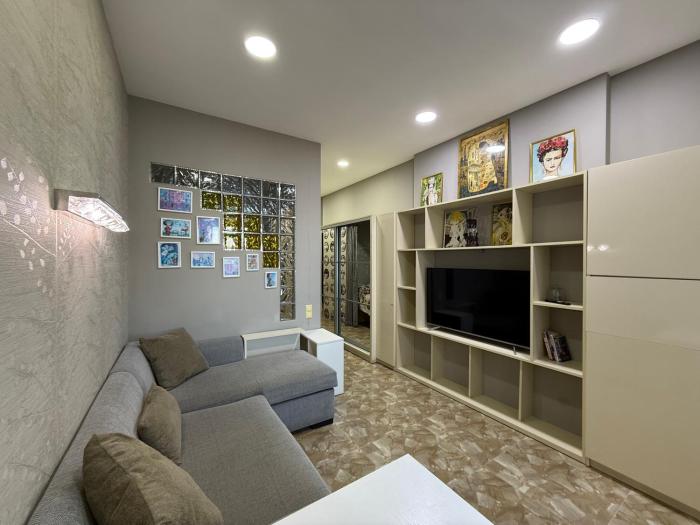 Apartment on Inasaridze, 16a