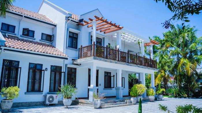 Bahari Beach Homes
