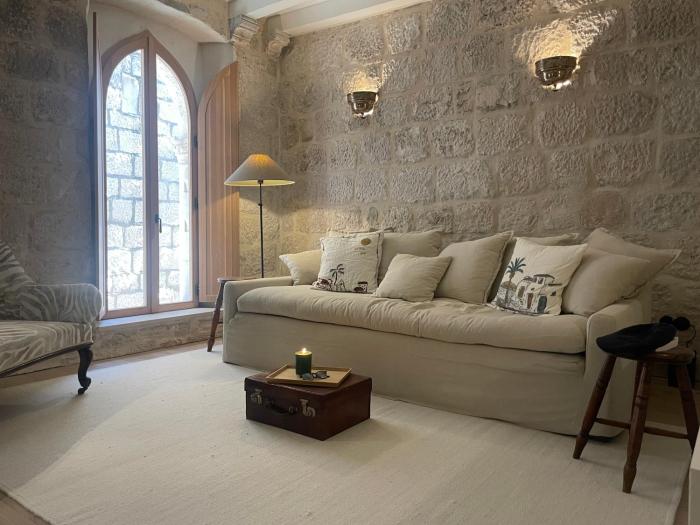 16thC Venetian Gothic Palace - Case dei Nobili