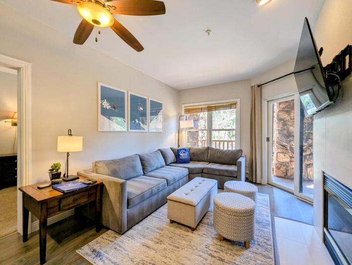 Hidden River Lodge 5969 by SummitCove Lodging