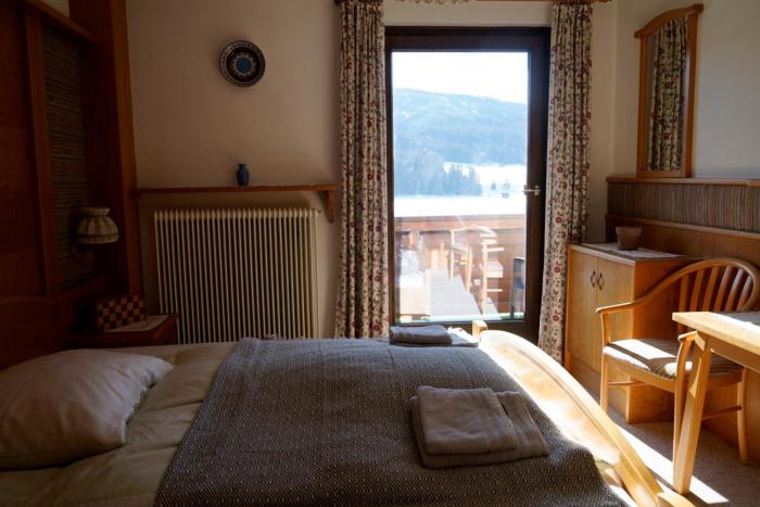 Tranquil Stay Near a Ski Resorts