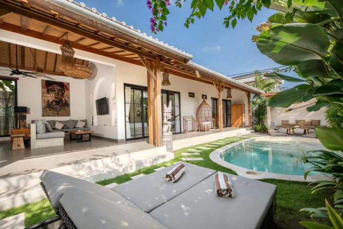 2BR Stylish Villa Te Anuanua with Private Pool