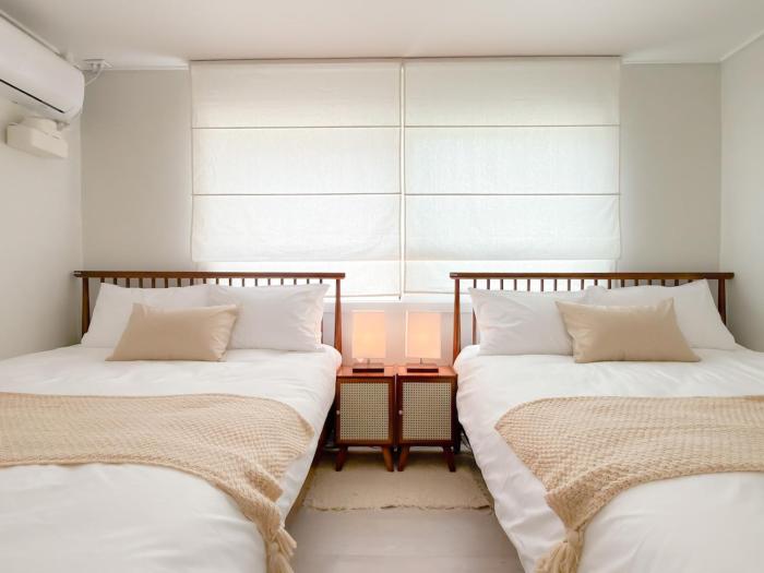 노을 8-minute walk from Sinchon Station , Hongdae , Airport bus , Newly renovated
