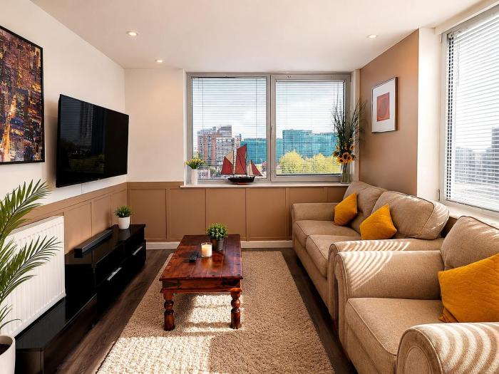 SidemerseyLivings - Rare & Accessible City View 2Bed Flat With Parking Walk 2 Docks