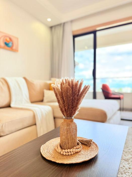 108 Riverside With Pool, GYM, Kids Play Area