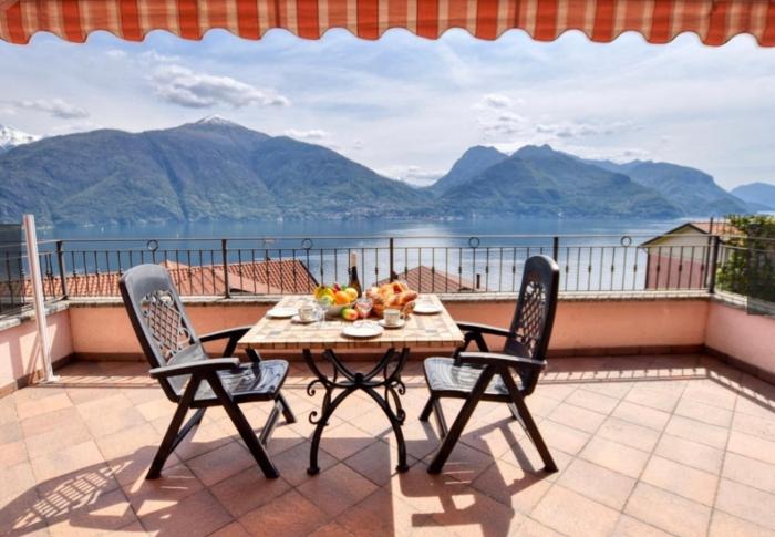 2-Bedroom Lakeview Apartment Mastena Belvedere
