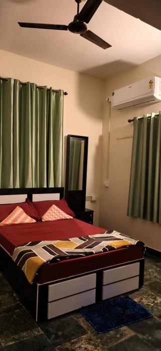 LIVEA Homestay