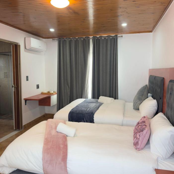 Cozy Villa Lodge