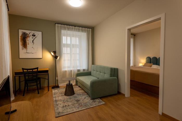 Apartments Latran 98 by LH