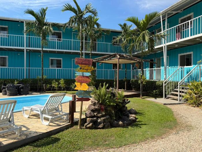 SR Beach Containers