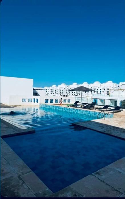 Prestige Stay a Perla Méditerranée avec Picine au Centre Mdiq