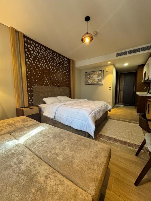 Luxury one bedroom at Millennium resort boundary
