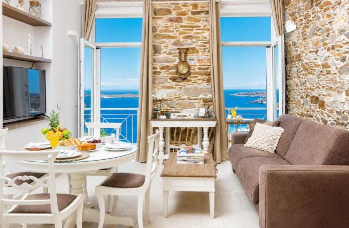 TOP SUITES