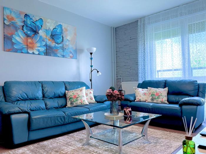 La Casa Pedrito Mariposa Aartman