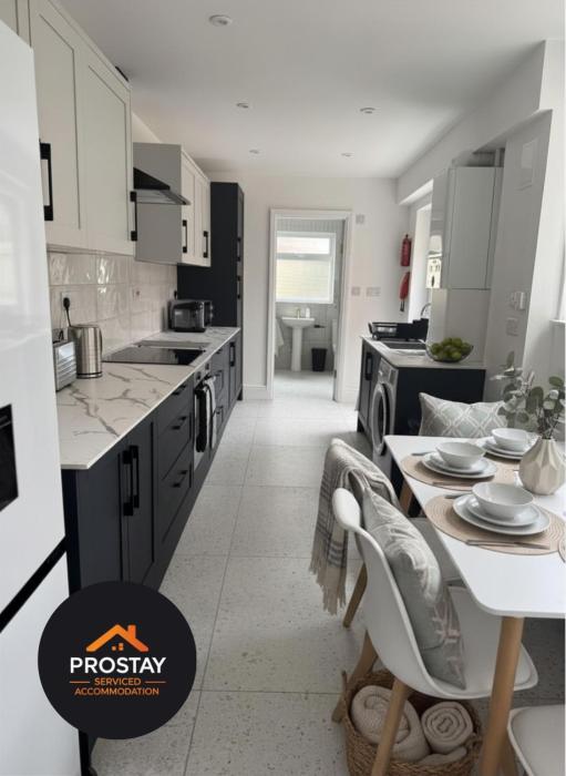 4 Bed Contractor Accommodation
