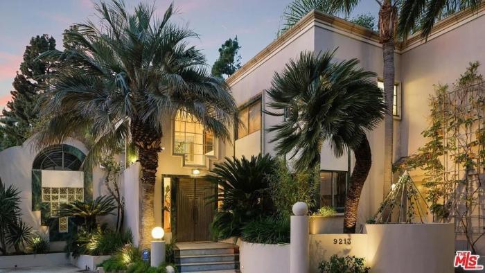 The Sinatra Home