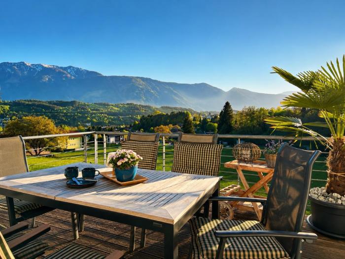 EulenHorst - Ferienhaus in Seeboden am Millstätter See mit Sonnenterasse & Bergblick