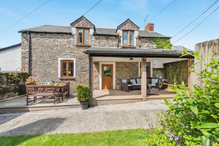 3 Bed in Holsworthy oc-beehi