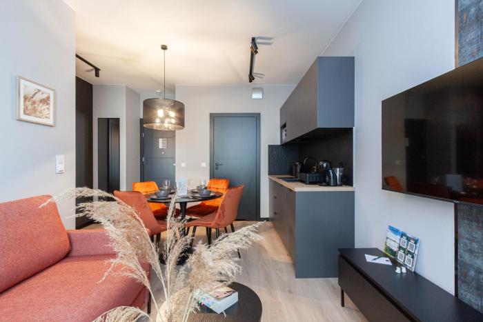 Apartly- Riverside Garden Apartments