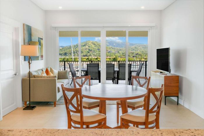 Marina-View Luxury Villa with Dual Master Suites