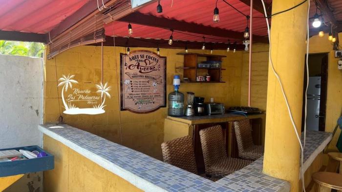 Rancho Las Palmeras, Mizata Beach House, Surf City