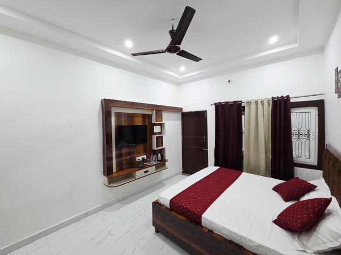 Hotel Mody Moon A Best Budget Couple Friendly hotel in Mahipalpur