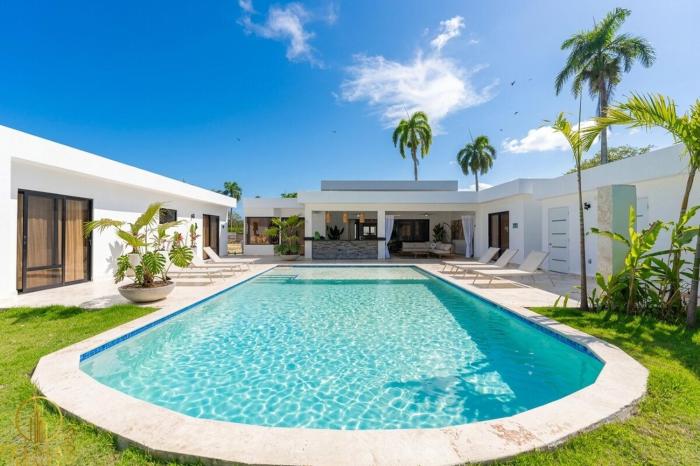 Elegance, Luxury and Space Encuentro Beach