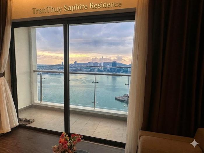 The Saphire Ha Long - TranThuy Sea View Apartment