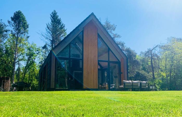 Villa met hottub in natuurgebied Dwingelderveld