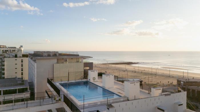 Encantador apartamento com piscina