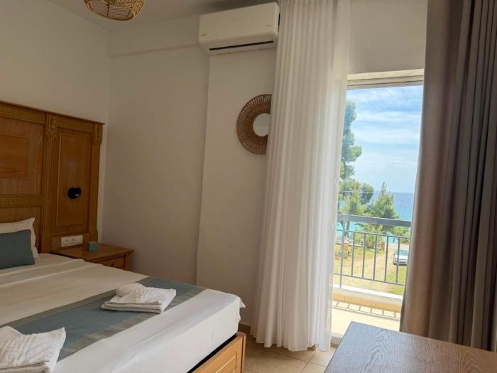 MeThea Seaview Apartments by Greek Pride