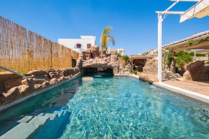 Villetta Oasi nelle Rocce con Piscina Privata