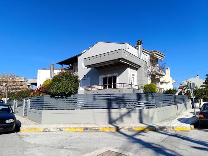 Raphael Guesthouse